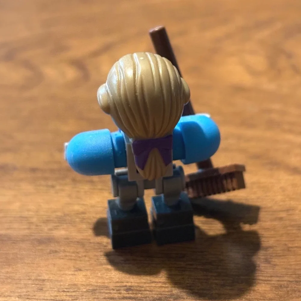 LEGO Nexo Knights Protocol Bot Minifigure 70357 Fancy Pants Robot nex114 Broom